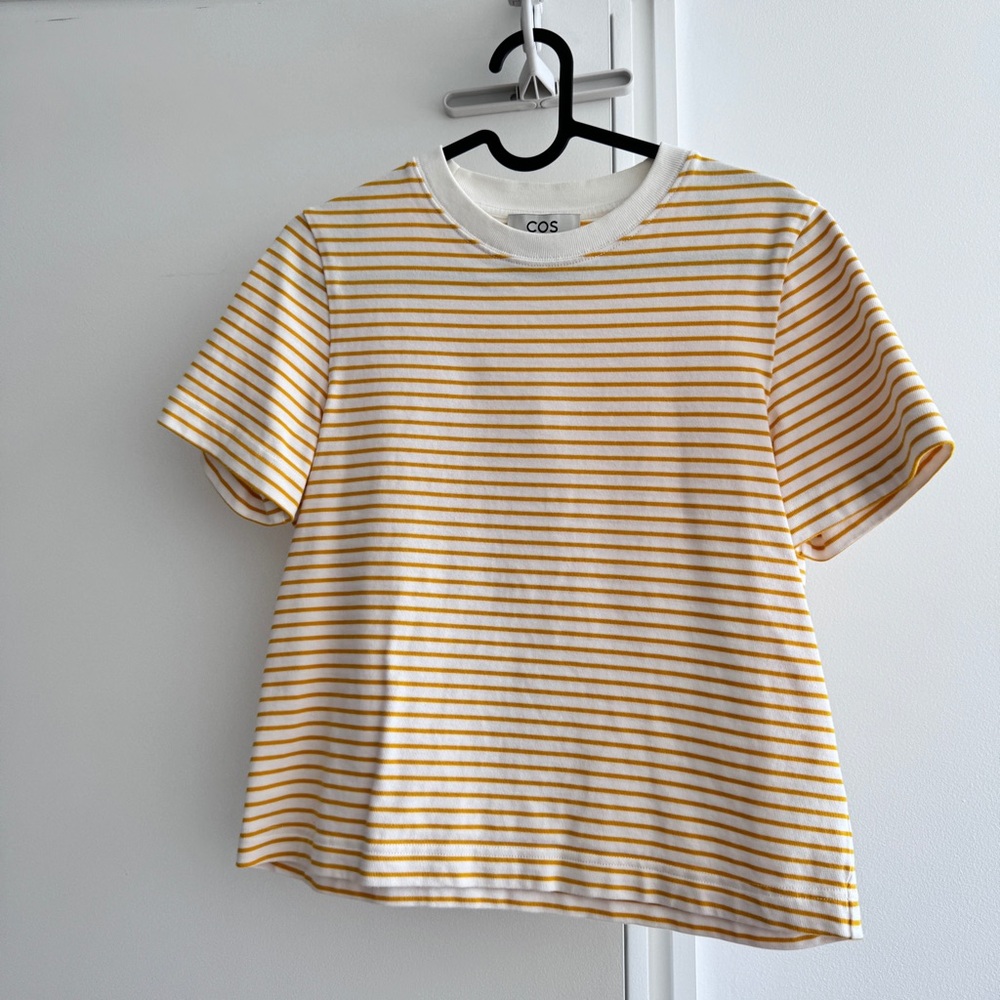 COS tee